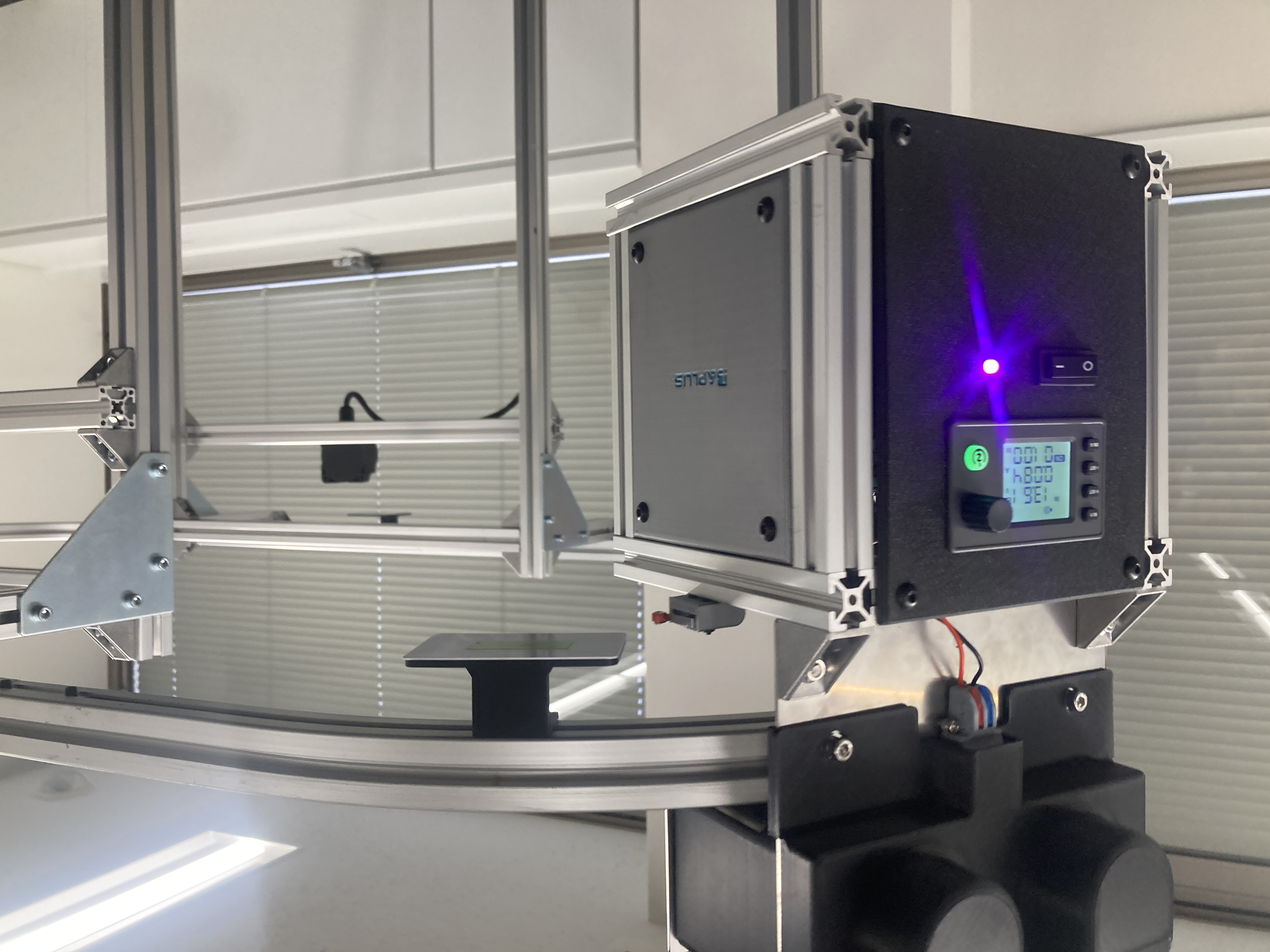 レールロボット_稼働の様子