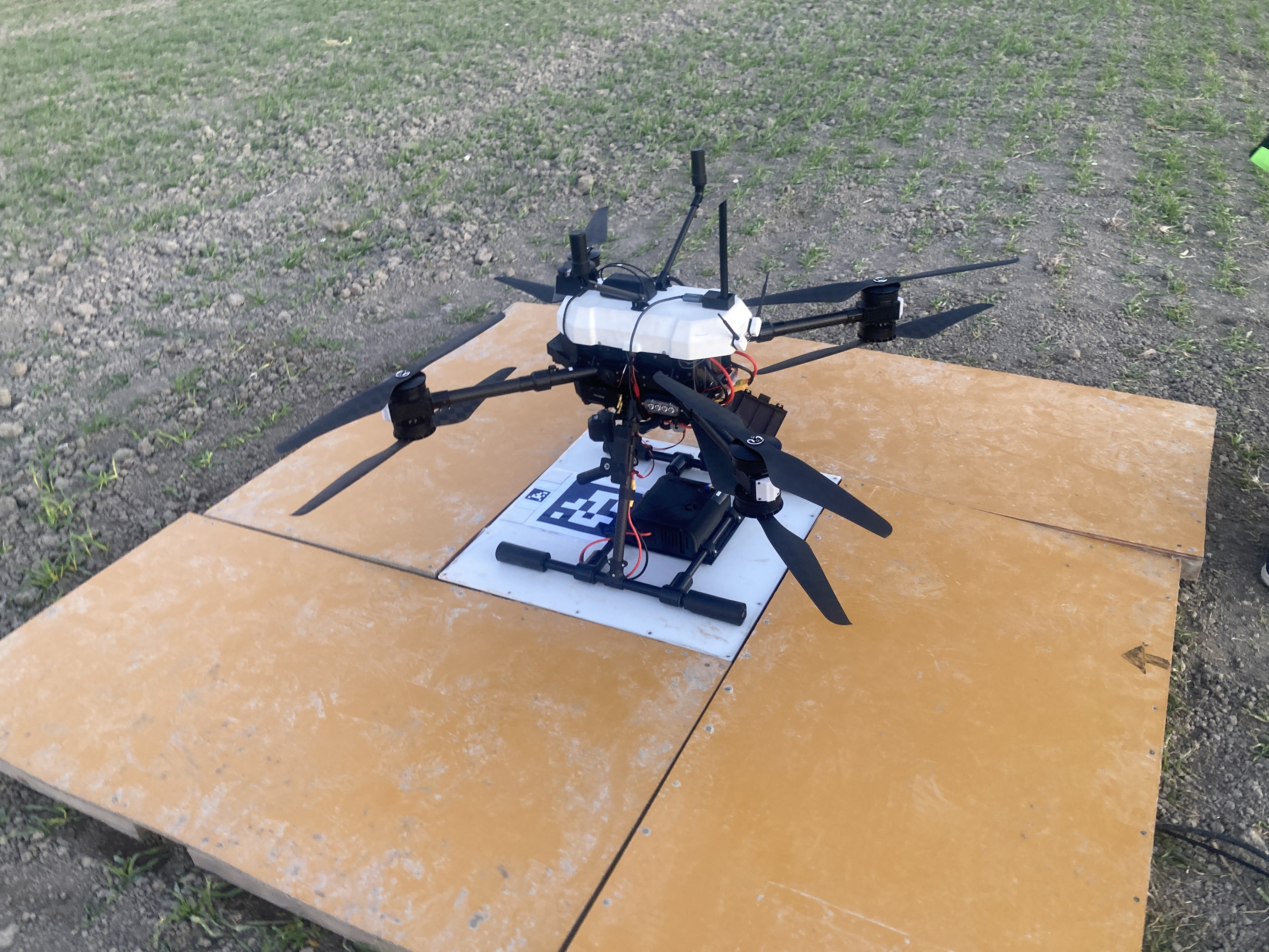 12Sバッテリー500Wワイヤレス充電