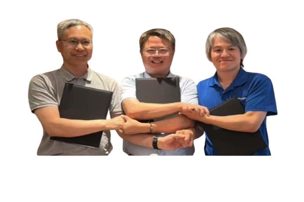 HzI、JINGWANG、ビー・アンド・プラスの3社代表